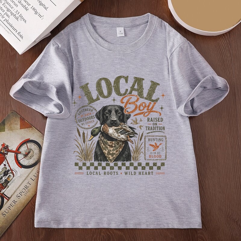 Lokale Jongen Jacht Grafische  - Outdoor Hunting Graphic Tees recensie en prijs